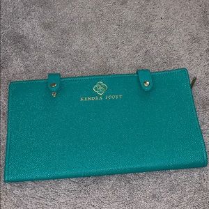 Kendra Scott Travel Jewelry Organizer